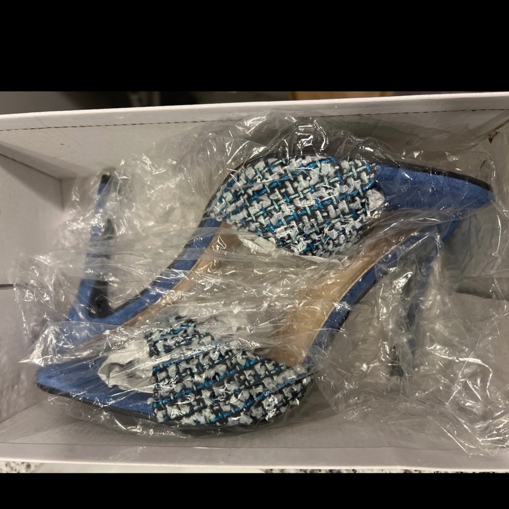 SHEIN Blue Tweed Heels